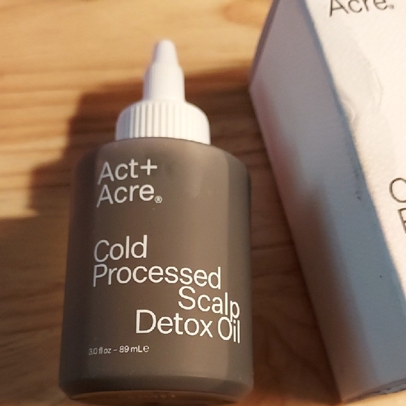 Cold Processed Scalp Detox Oil - White - Picture 2 of 9